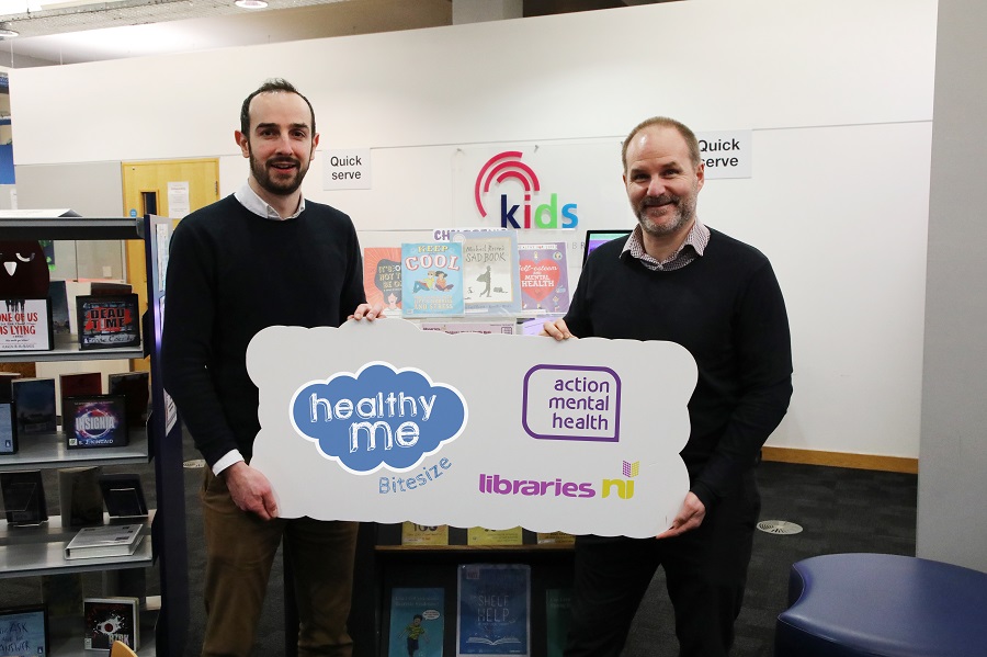 Libraries NI District Manager Michael Fry and Jonathan Smyth from Action Mental Health launch the upcoming Healthy Me Bitesize children’s mental health sessions in Lisburn City Library
