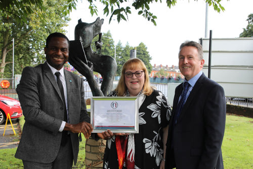 Ormeau Road Library became the first library in Northern Ireland to be awarded Library of Sanctuary status. Photographed is Israel Eguaogie (Belfast City of Sanctuary), Councillor Julie Gilmour (Vice Chairperson of Libraries NI), Dr Jim O’Hagan (Libraries NI Chief Executive).