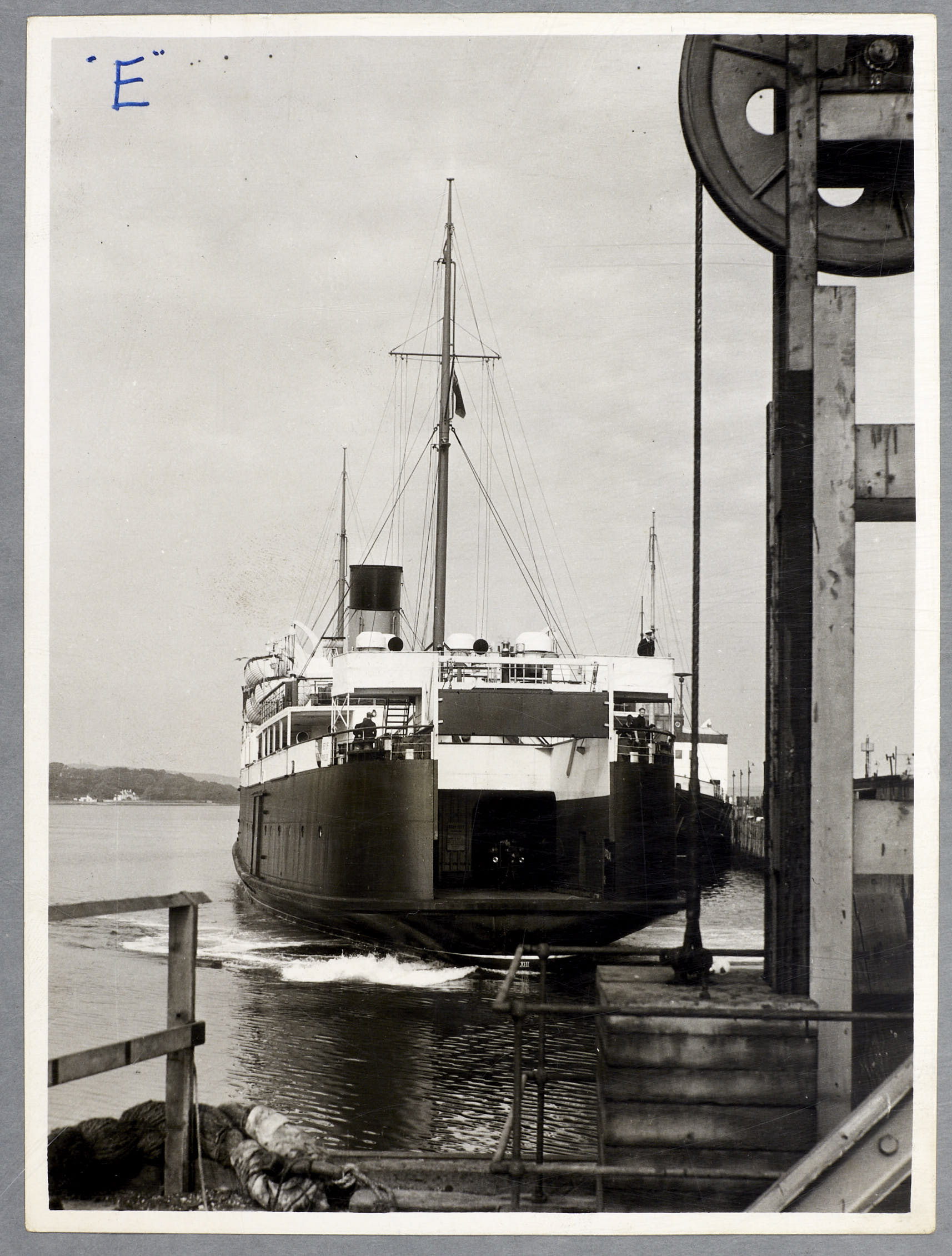MV Princess Victoria backing into a pier at Stranraer in September 1949