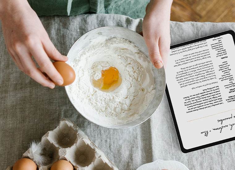 Baking, an egg and flour in a bowl