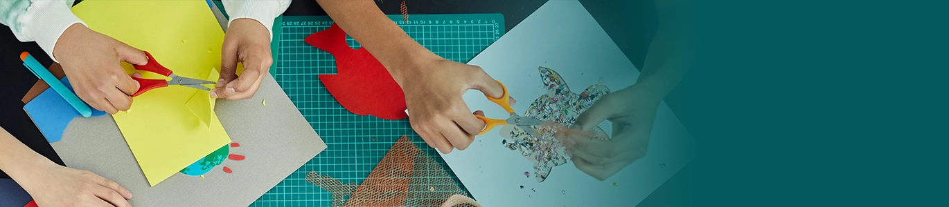 A photo of a crafts session in a library