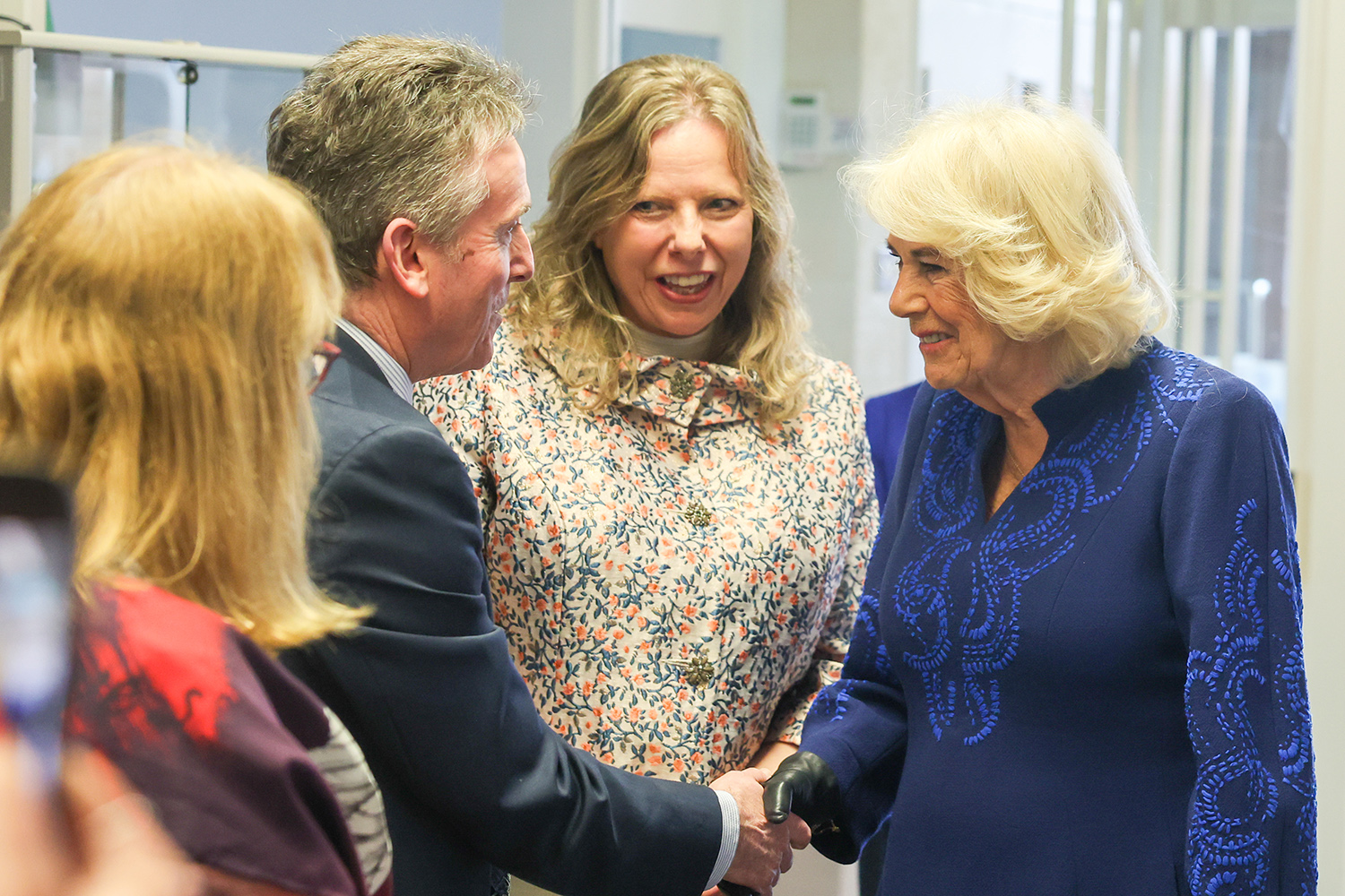 Her Majesty The Queen visits Banbridge Library, where she was welcomed by Dr Jim O’Hagan, Libraries NI Chief Executive, Ms Bonnie Anley, Chairperson and Councillor Julie Gilmour, Vice-Chairperson. The visit celebrated the importance of books, reading and library services in communities across Northern Ireland.