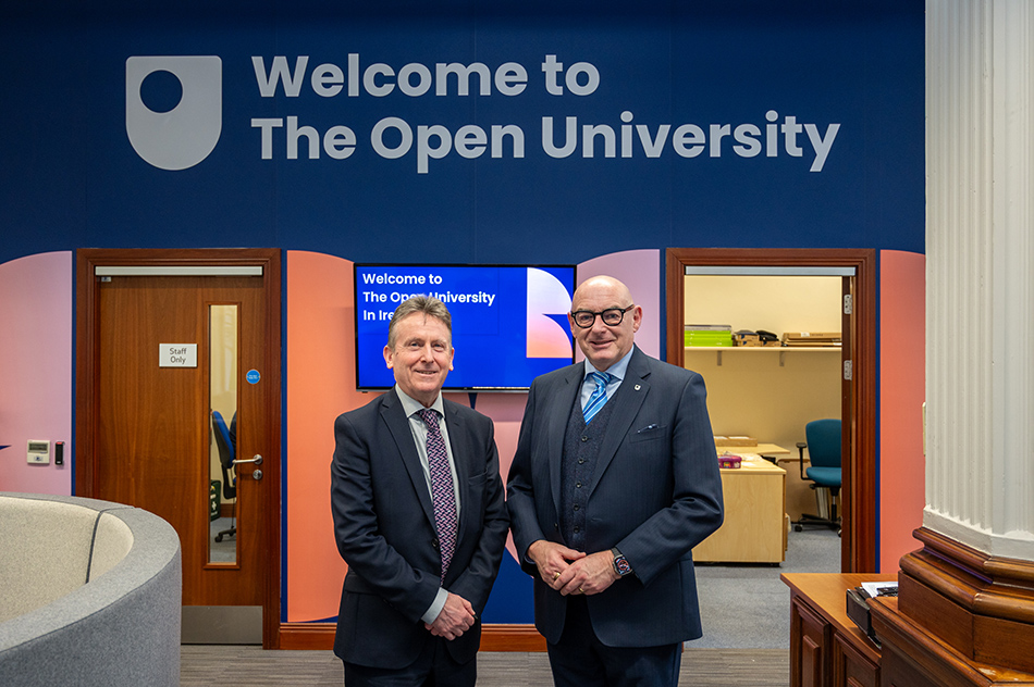 Photo of Jim O'Hagan, Chief Executive of Libraries NI and John D'Arcy, Director of The Open University (OU) in Ireland