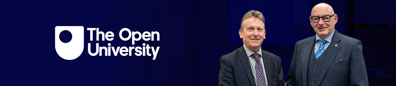 Photo of Jim O'Hagan, Chief Executive of Libraries NI and John D'Arcy, Director of The Open University (OU) in Ireland