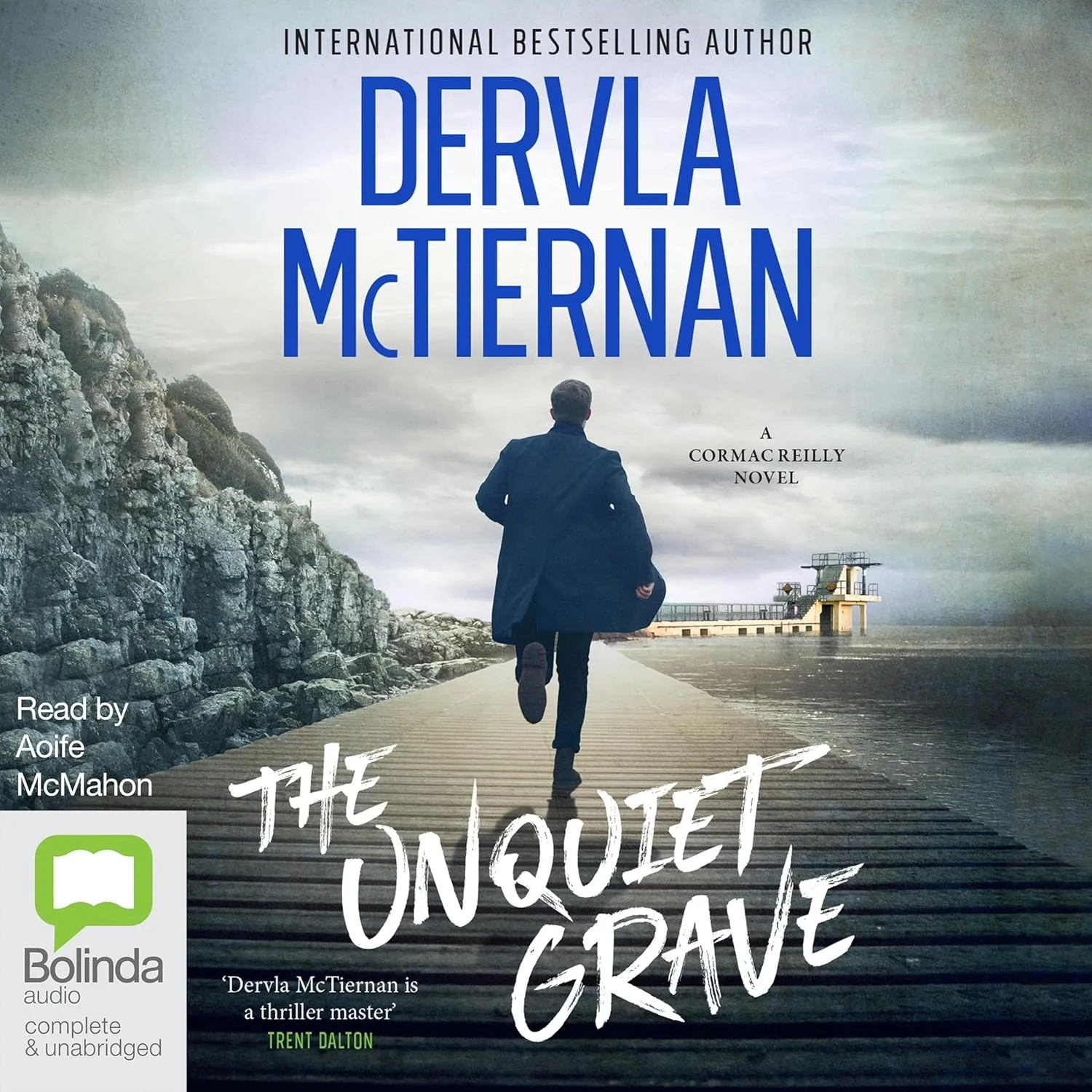 Book cover of The Unquiet Grave by Dervla McTiernan