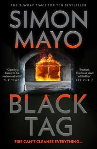 Book cover of Black Tag By Simon Mayo