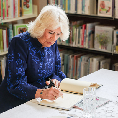 Books, Reading and Library Services Celebrated During Her Majesty The Queen’s Visit to Banbridge Library