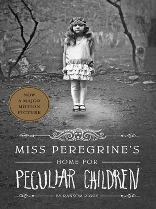 Book cover image of Miss Peregrines Home For Peculiar Children By Ransom Riggs
